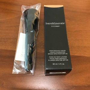 BAREPRO Performance Wear Liquid Foundation